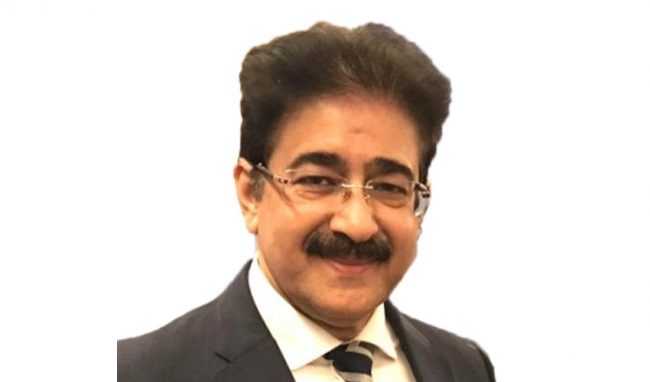 Dr Sandeep Marwah Keep Looking for Innovative Ideas to Engage Students: Dr Sandeep Marwah